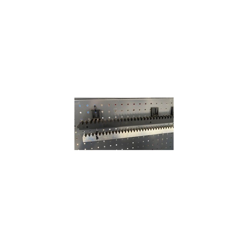 NYLON SCREW-ON ZIPPER 1M REF 541
